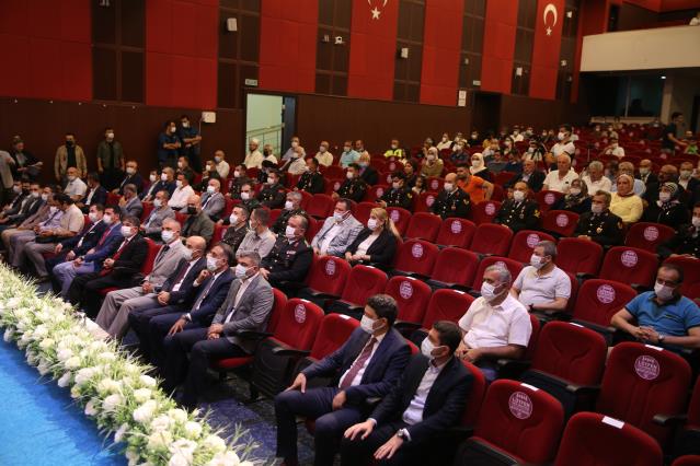 Mardin’de “15 Temmuz Demokrasi ve Milli Birlik Günü” paneli yapıldı