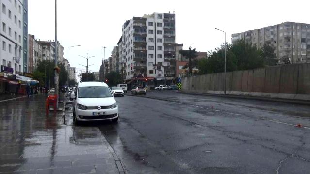 Diyarbakır’da 12 kişinin şehit olduğu bombalı araç saldırısının acısı ilk günkü gibi