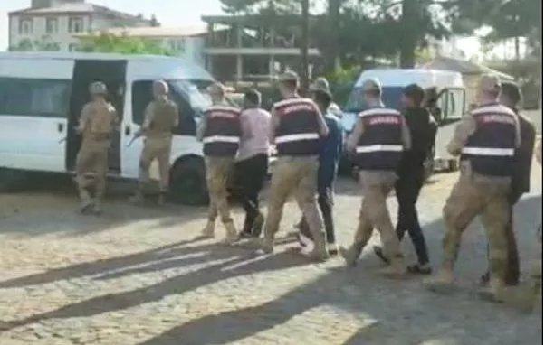 Diyarbakır’da göçmen kaçakçılığına 6 tutuklama