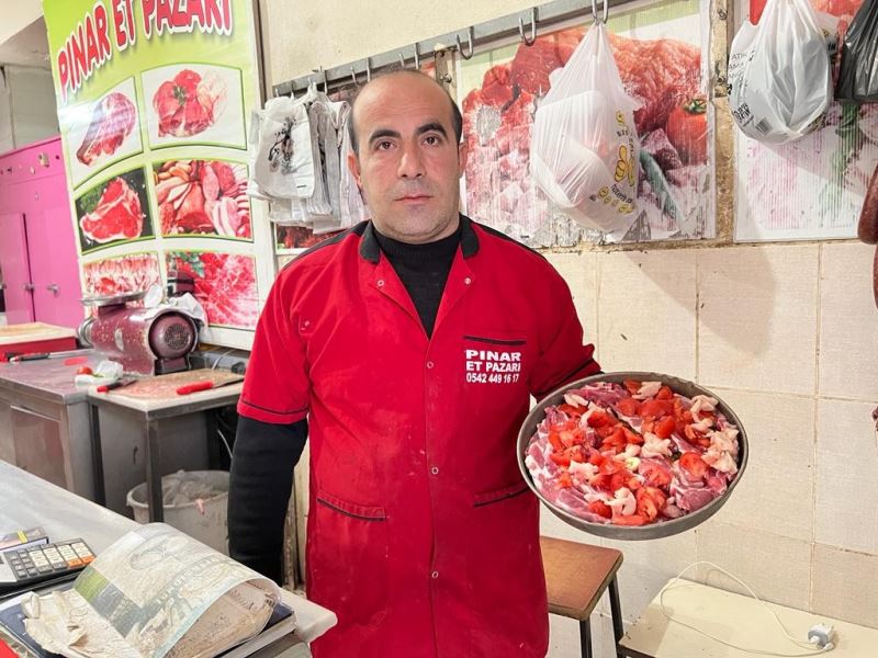 Odun ateşinde pişen ‘Derik tavası’ çevre illerden yoğun ilgi görüyor