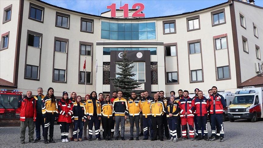 Doğu’daki 112 Acil Sağlık ekipleri hastalara kış şartlarında hızla ulaşmak için hazır