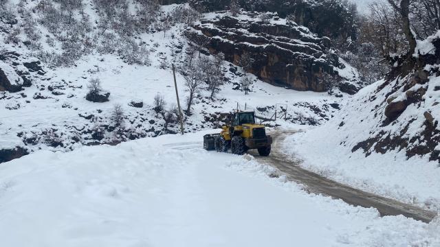 Şırnak’ta kapanan köy yolları tekrar ulaşıma açıldı