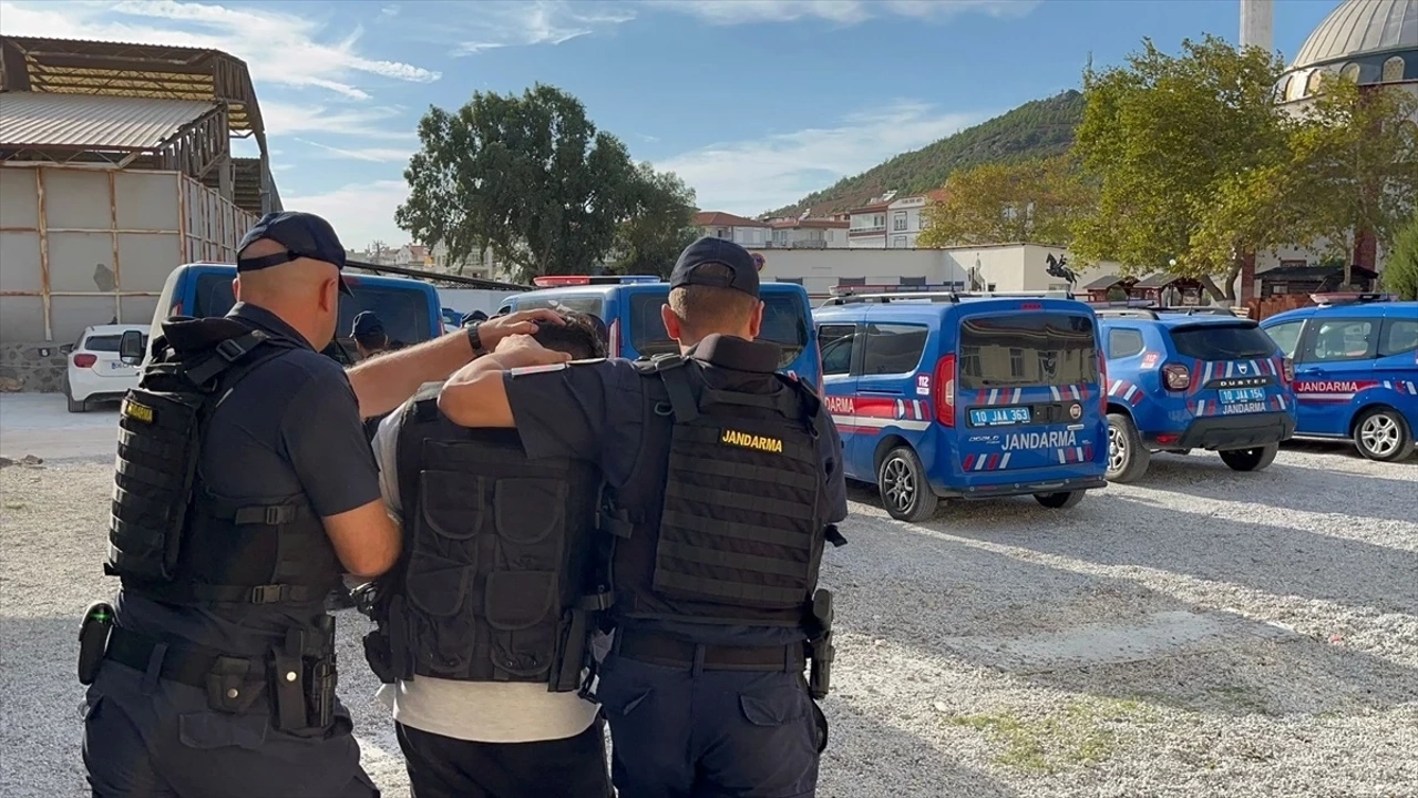 Van’da bir kişi silahla vurularak öldürüldü, 2 şüpheli tutuklandı