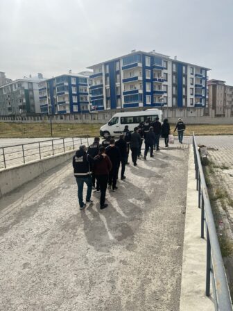 Erzurum Merkezli Dolandırıcılık Operasyonunda 20 Gözaltı