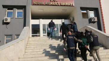 AK Parti Iğdır İl Başkanlığı’na molotofkokteyli ile saldırı: 2 tutuklama