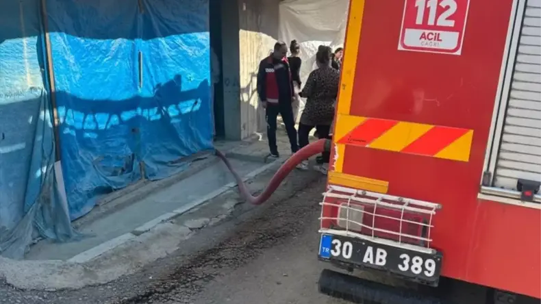 Hakkari’de Evde Yangın Çıktı