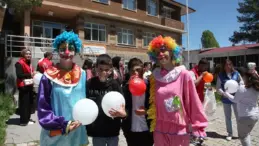 Ahlat’ta Engelliler Haftası Farkındalık Yürüyüşü