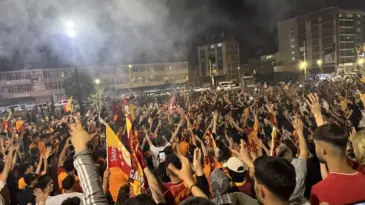 Galatasaray Şampiyonluğunu Coşkuyla Kutladı