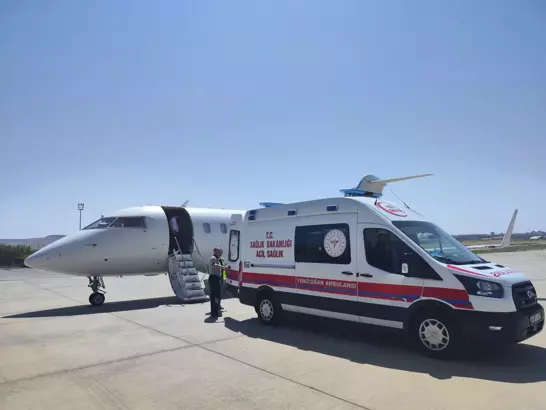 Batman’da ambulans uçak, 33 günlük bebek için havalandı